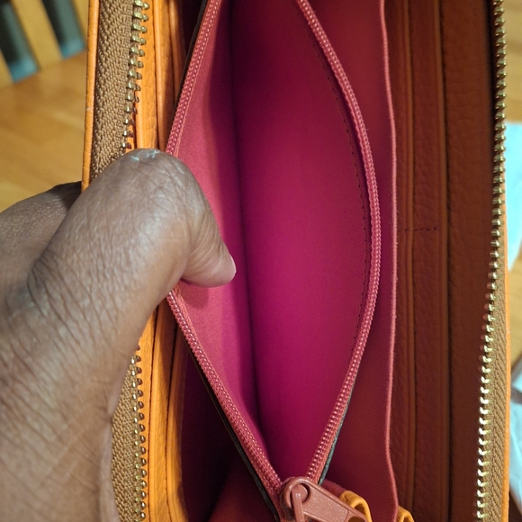 Dooney & Bourke Pebble Grain Large Zip Around Wristlet - Picture 13 of 16